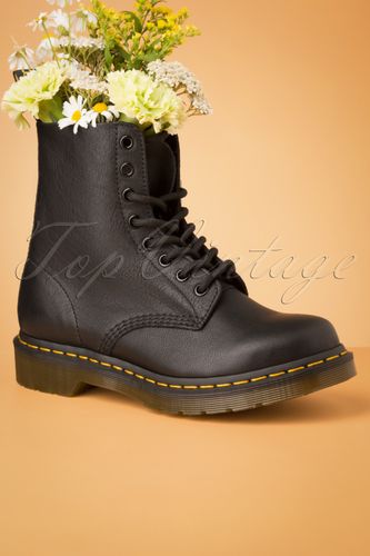 1460 Virginia Ankle Boots in Black