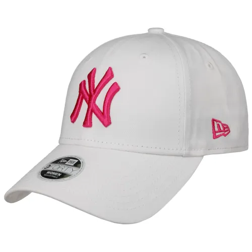 9Forty Female League Yankees Pet by New Era
