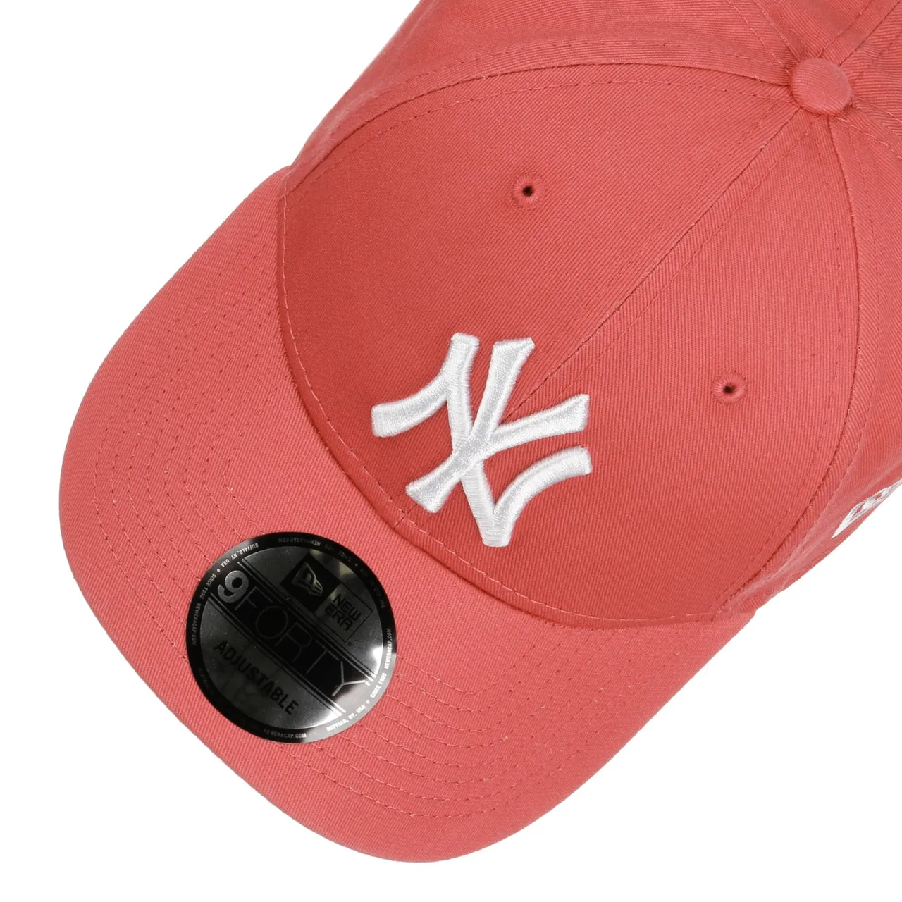 9Forty Properties NY Yankees Pet by New Era