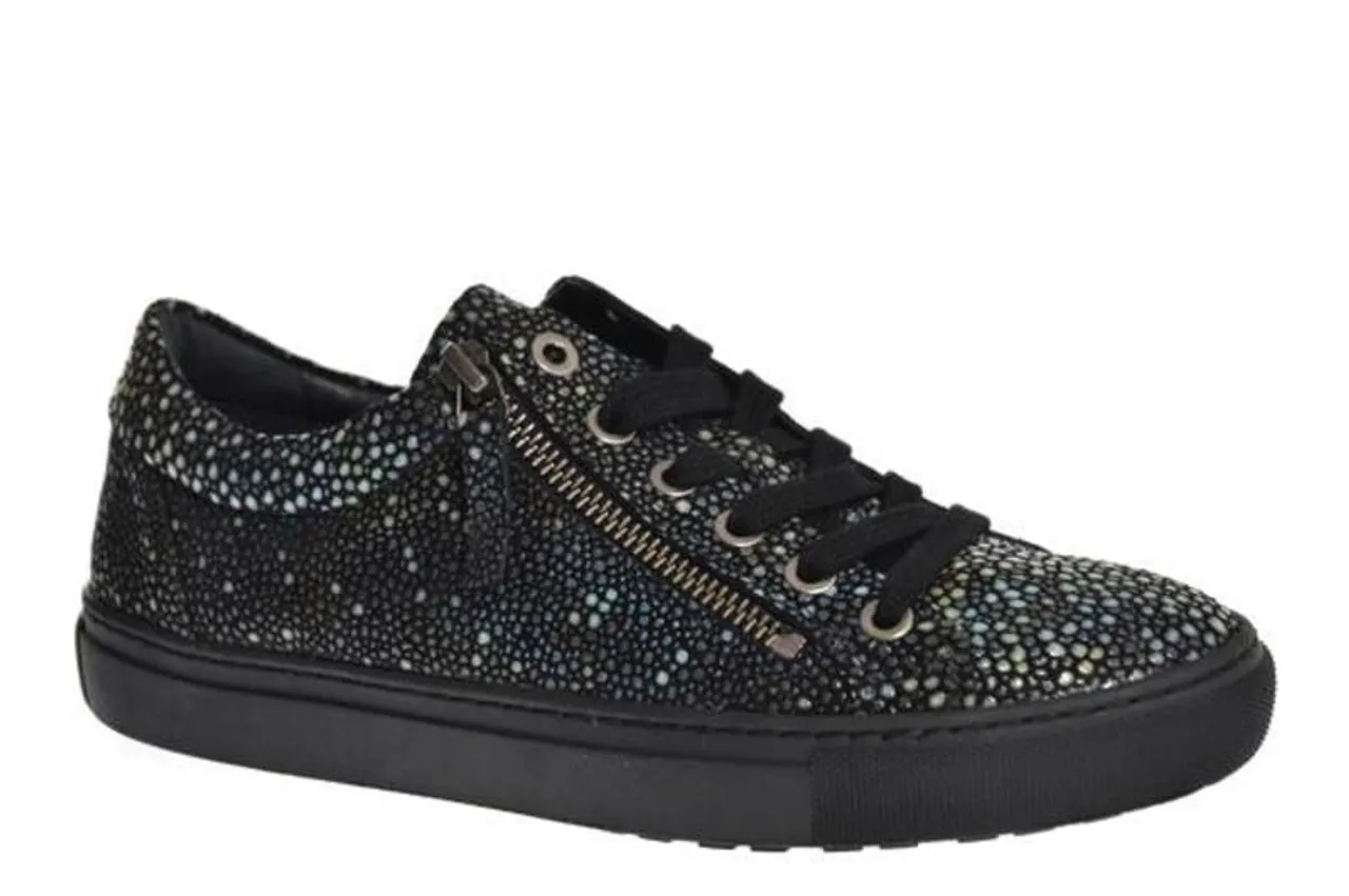 AQA Shoes A5881 Sneakers