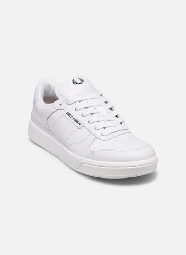 B300 TEXTURED LEATHER by Fred Perry