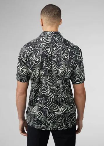Ben Sherman Psychadelic swirl print - mint