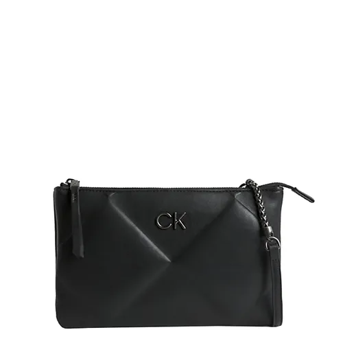 Calvin Klein Re-Lock Quilt Crossb ck black Damestas