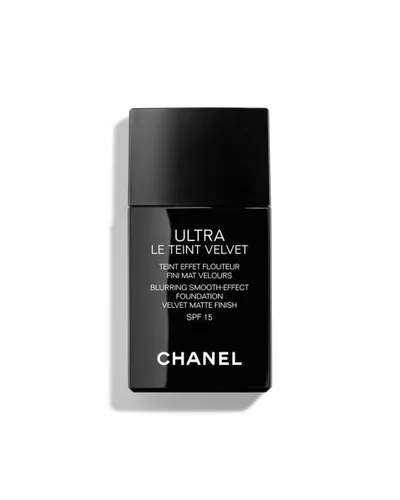 Chanel Ultra Le Teint Velvet ULTRALICHTE EN LANGHOUDENDE
