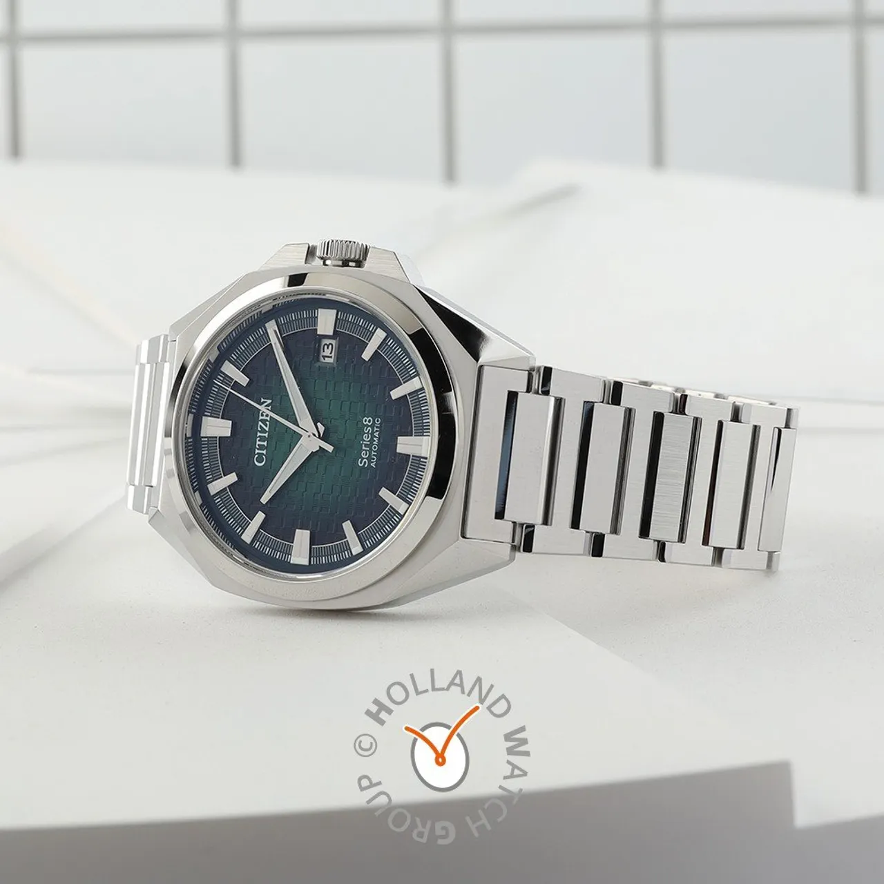 Citizen Automatic NB6050-51W Series 8 GMT Horloge