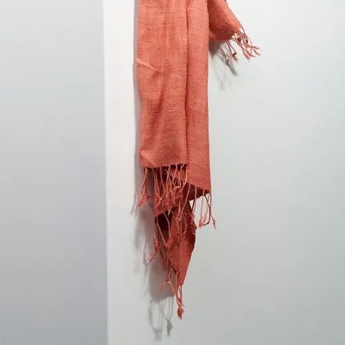 Dzukou Timeless Silk - Sjaal - Dames - Eri Zijden - Handgemaakt - Zalmroze - 220x60 cm