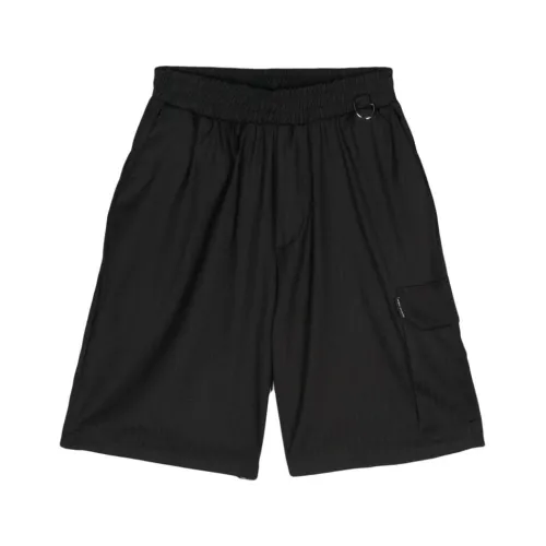 Family First - Shorts 