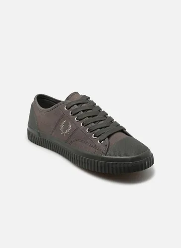 HUGHES LOW CANVAS by Fred Perry