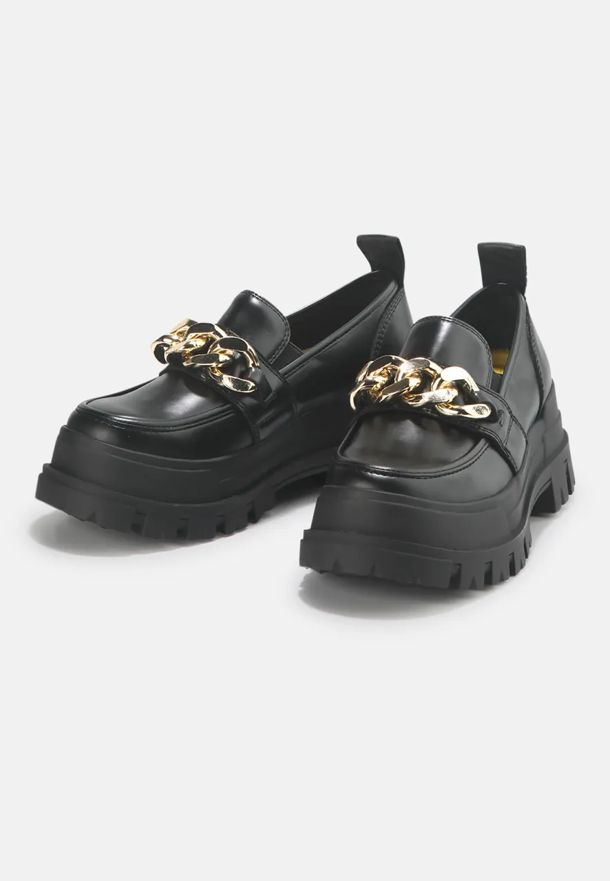 Instappers 'ASPHA LOAFER CHAIN'