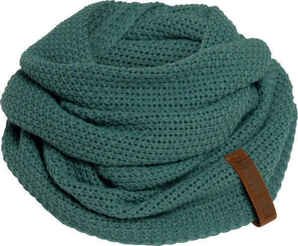 Knit Factory Coco Gebreide Colsjaal - Ronde Sjaal - Nekwarmer - Wollen Sjaal - Groene Colsjaal - Dames sjaal - Heren sjaal - Unisex - Laurel - One Siz