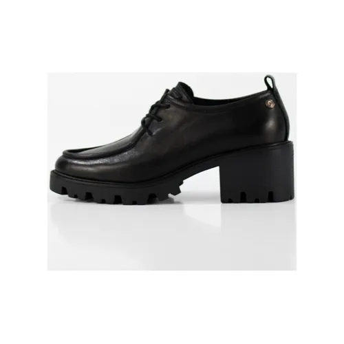 Lage Sneakers Carmela Zapatos en color negro para