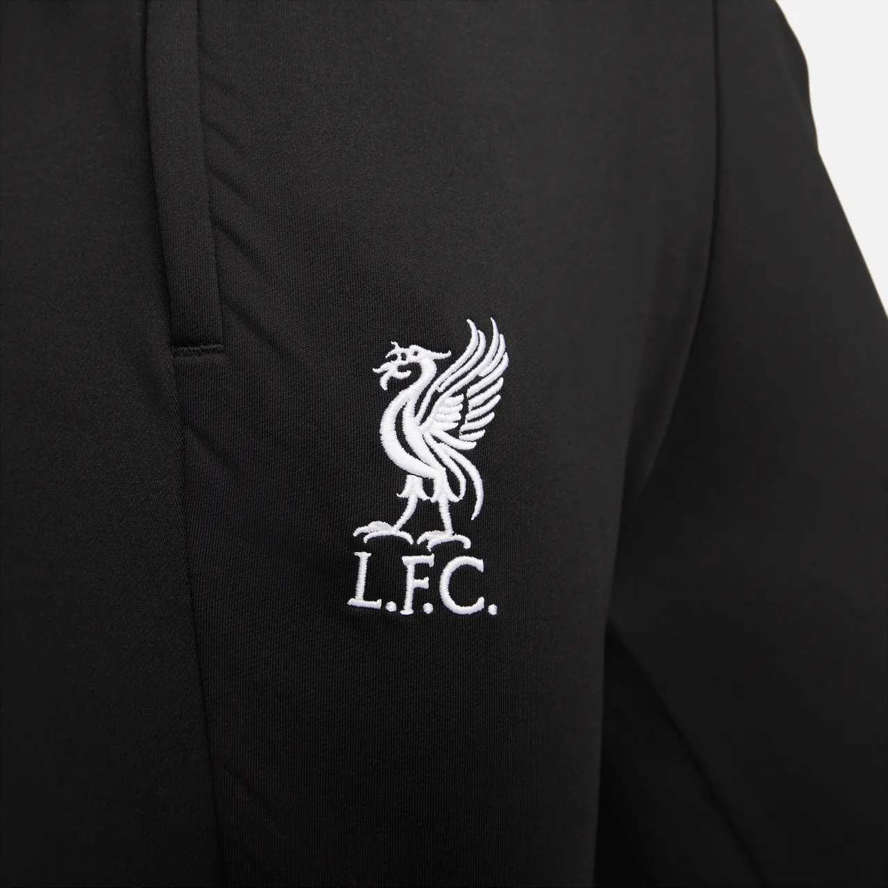Liverpool FC Strike Nike knit voetbalbroek met Dri-FIT voor dames - Zwart
