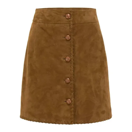 MVP wardrobe - Skirts 