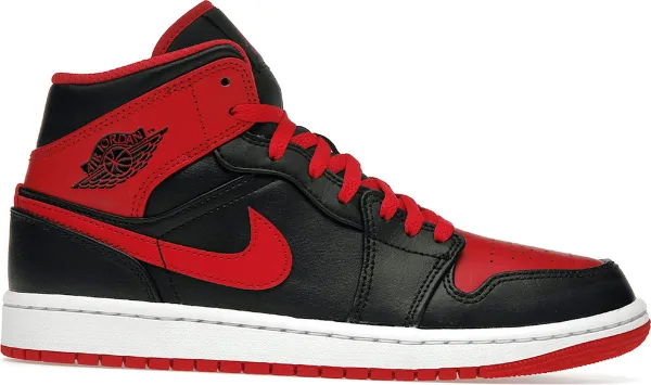 Nike Air Jordan Mid Zwart/Wit/Fire Red - Sneaker - DQ8426-060