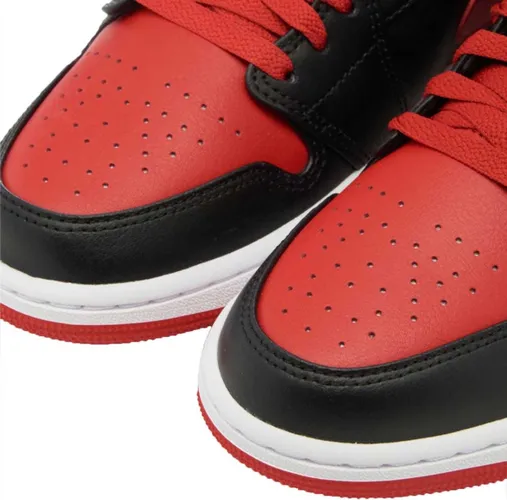 Nike Air Jordan Mid Zwart/Wit/Fire Red - Sneaker - DQ8426-060