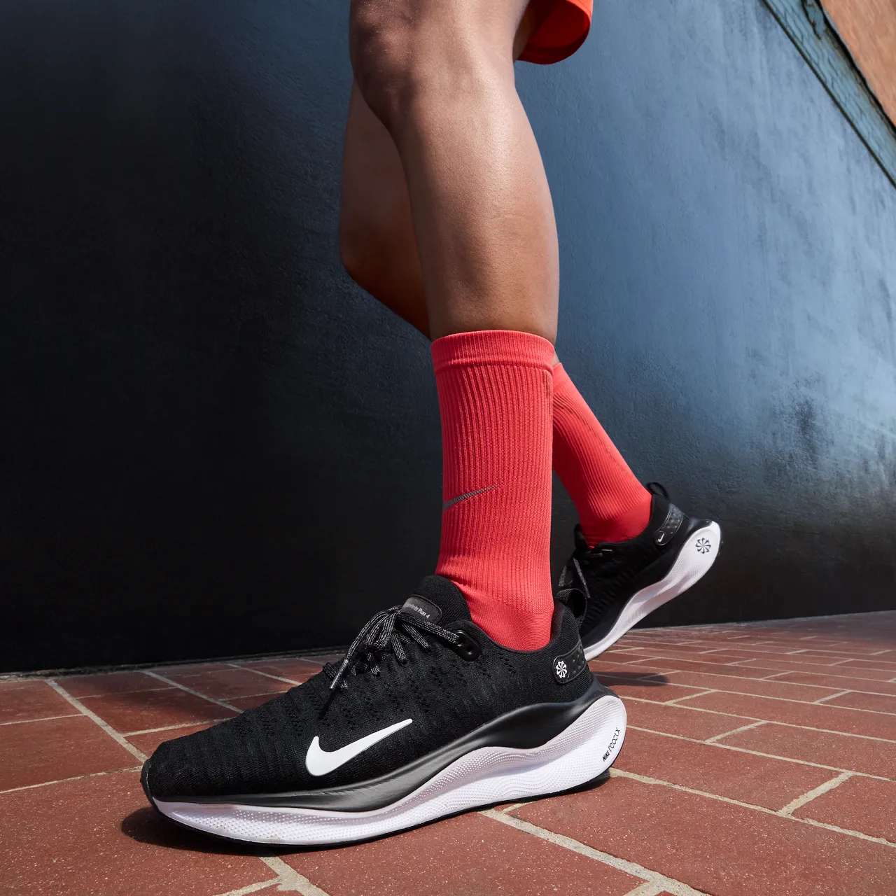 Nike InfinityRN 4 hardloopschoenen voor dames (straat) - Zwart