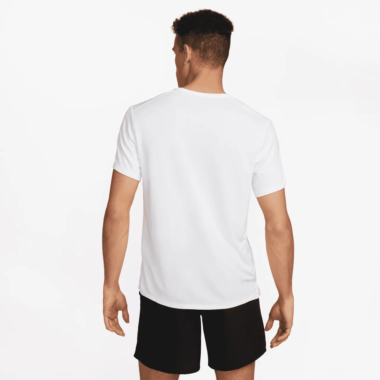 Nike Miler UV hardlooptop met korte mouwen en Dri-FIT voor heren - Wit