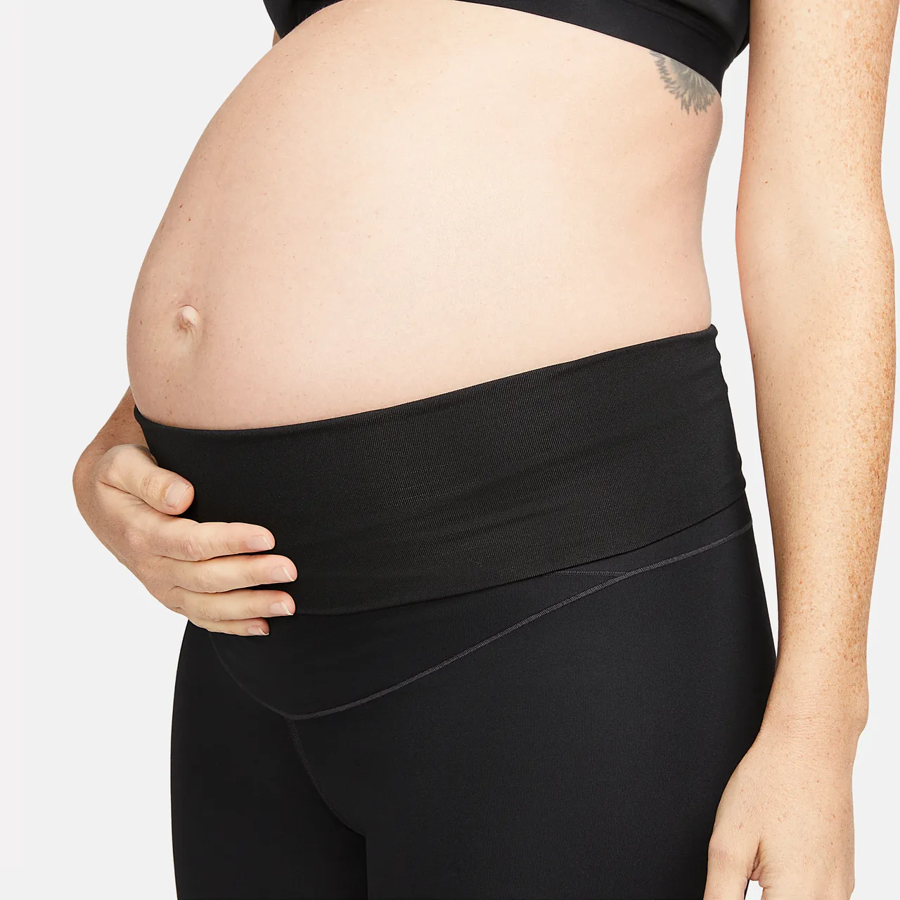 Nike One (M) Bikershorts voor dames (18 cm, zwangerschapskleding) - Zwart
