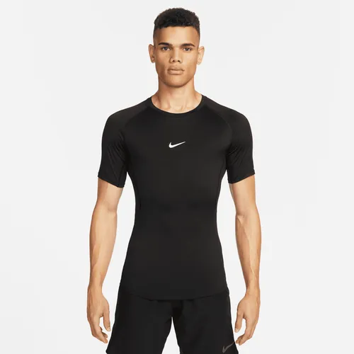 Nike Pro Dri-FIT strakke fitnesstop met korte mouwen voor heren - Zwart