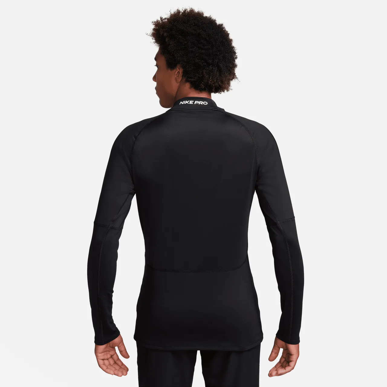 Nike Pro Dri-FIT warme fitnesstop met opstaande kraag en lange mouwen voor heren - Zwart