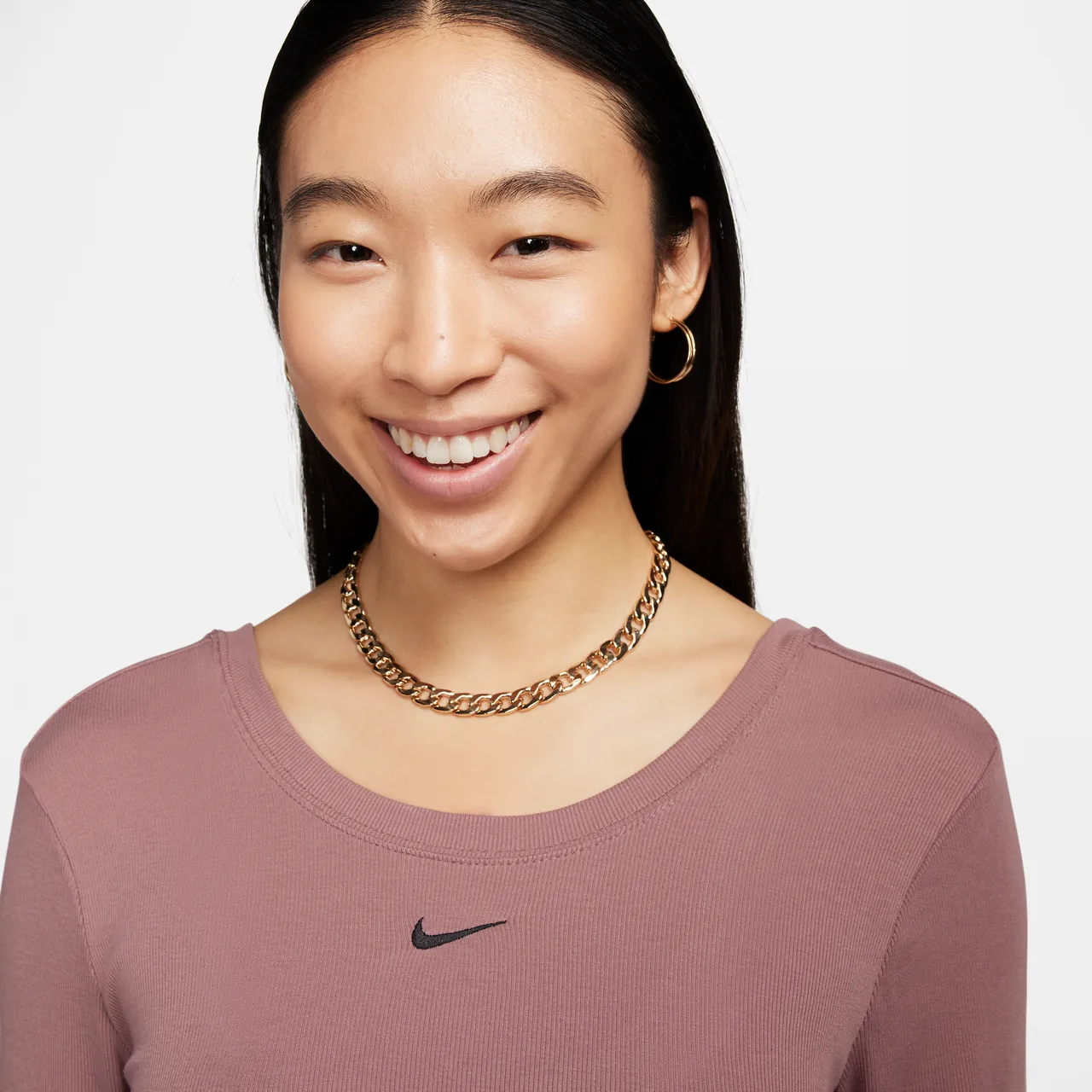 Nike Sportswear Chill Knit aansluitende top met mini-rib, lange mouwen en een diep uitgesneden rug voor dames - Paars