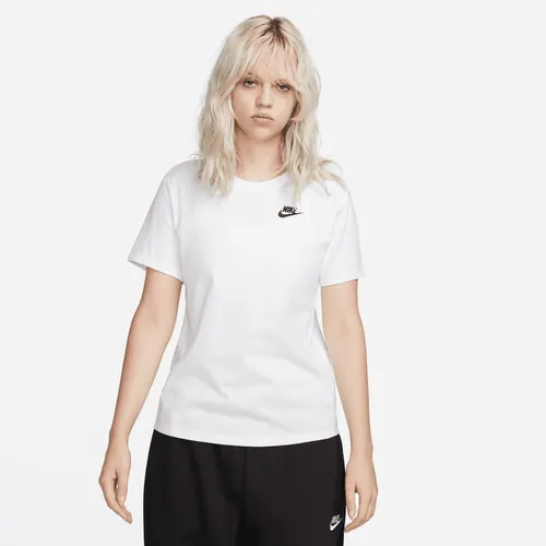 Nike Sportswear Club Essentials T-shirt voor dames - Wit