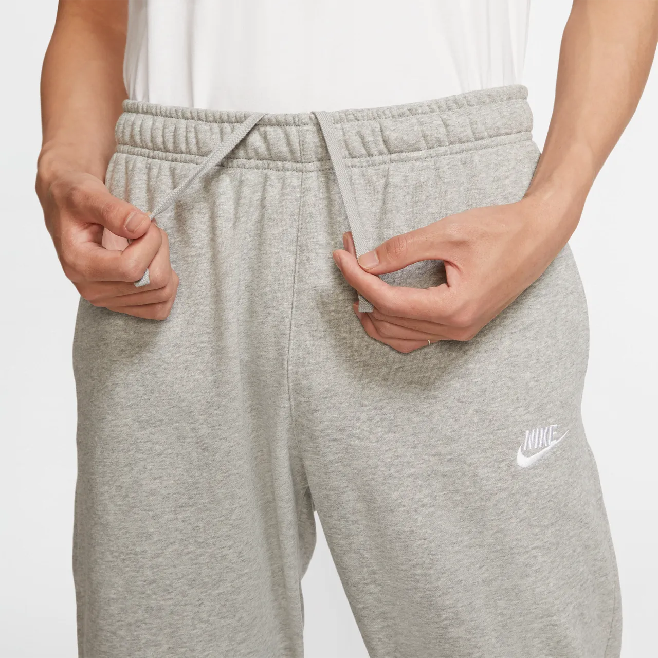Nike Sportswear Club joggingbroek voor heren - Grijs