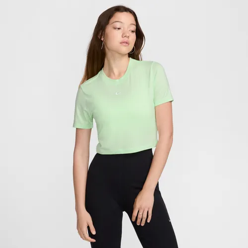 Nike Sportswear Essential aansluitend kort T-shirt voor dames - Groen