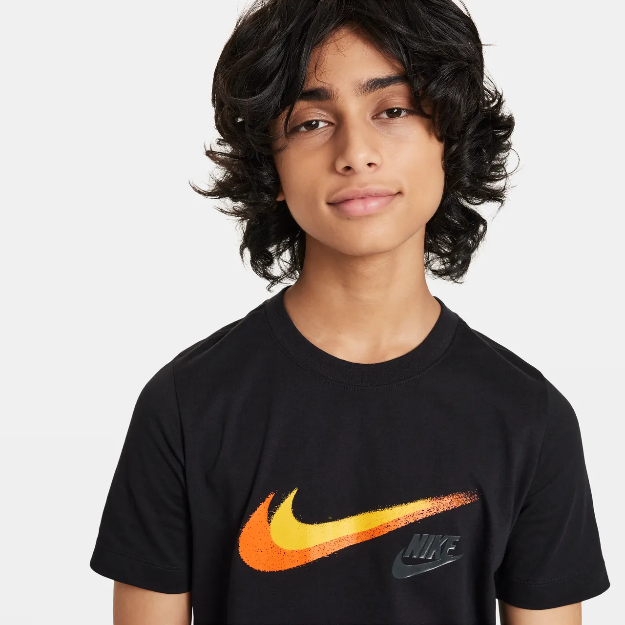 Nike Sportswear T-shirt met graphic voor jongens - Zwart
