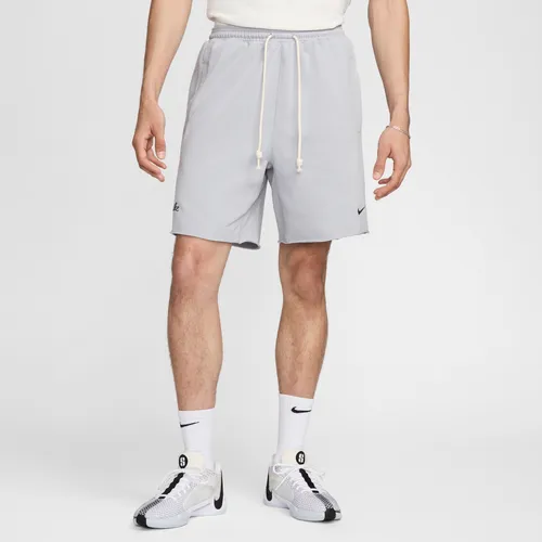 Nike Standard Issue Dri-FIT basketbalshorts voor heren (20 cm) - Grijs