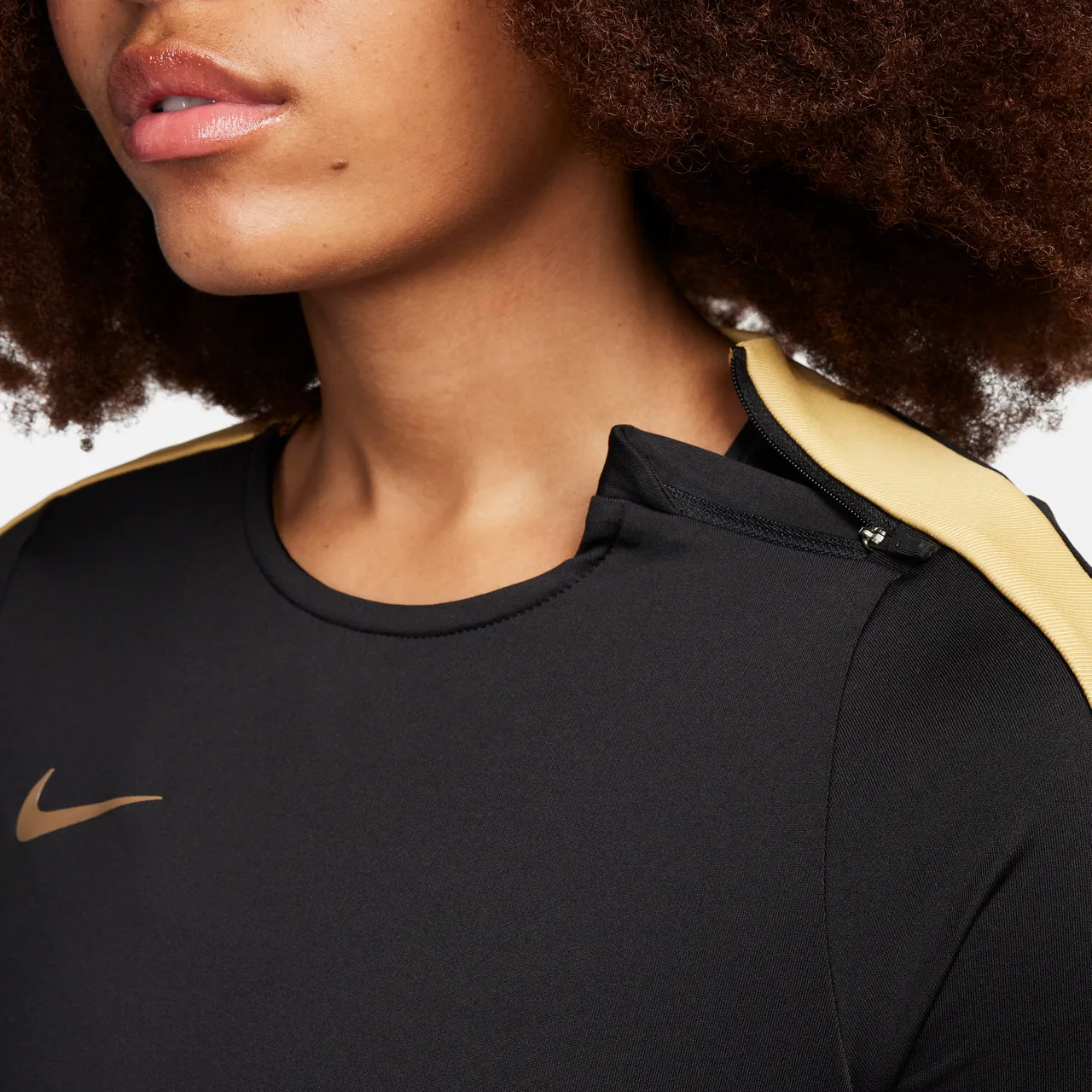 Nike Strike Dri-FIT voetbaltop met ronde hals voor dames - Zwart