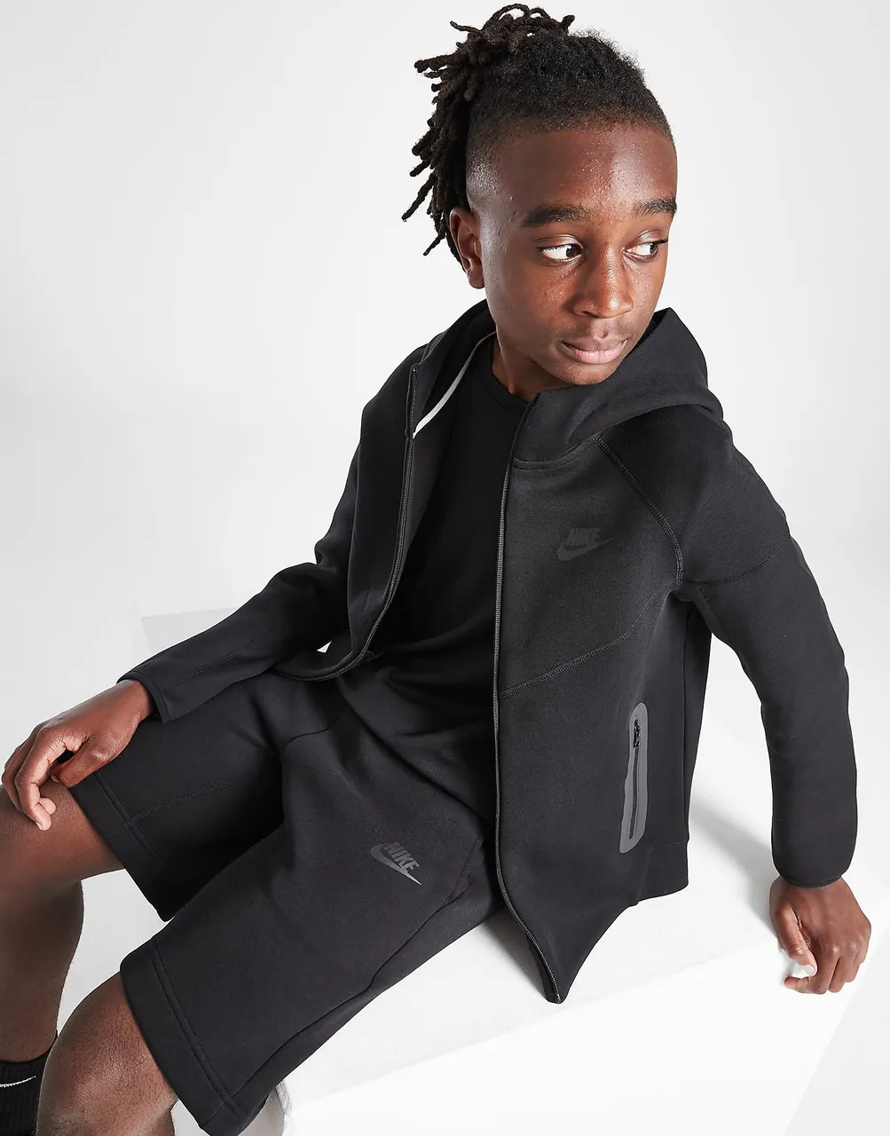 Nike Tech Fleece Shorts Junior, Black/Black/Black