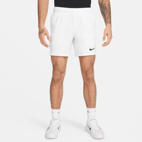 NikeCourt Advantage Dri-FIT tennisshorts voor heren (18 cm) - Wit