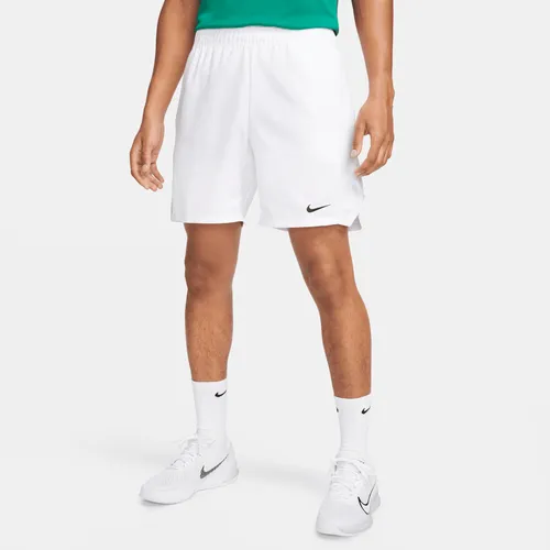 NikeCourt Victory Dri-FIT tennisshorts voor heren (18 cm) - Wit