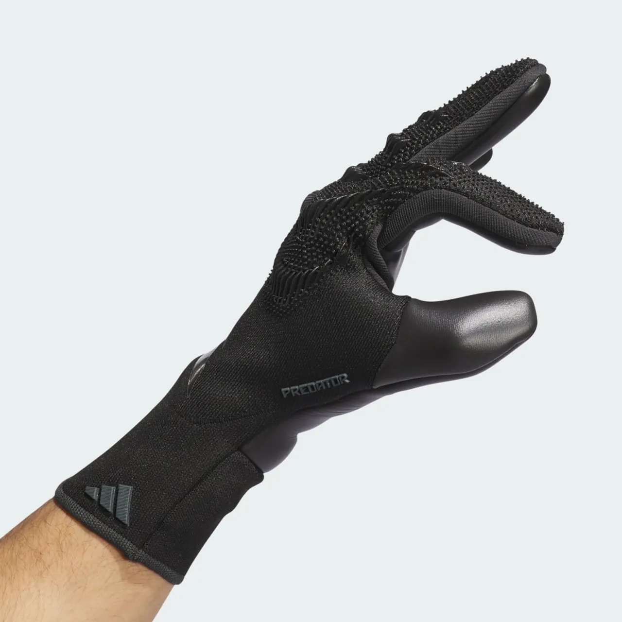Predator Pro Goalkeeper Gloves