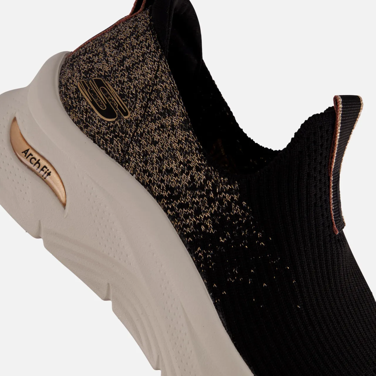 Skechers Arch Fit D'Lux Slip-On Sneakers zwart