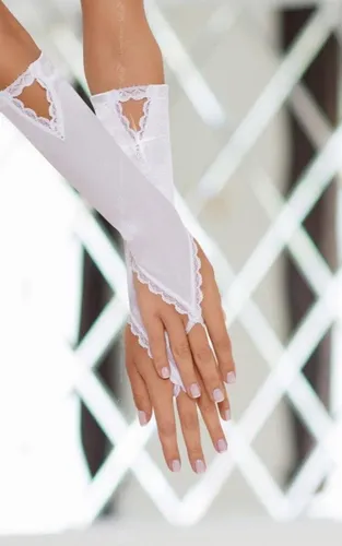 SoftLine spannende satijnen handschoenen met kanten afwerking en glimmende sieraden – wit One
