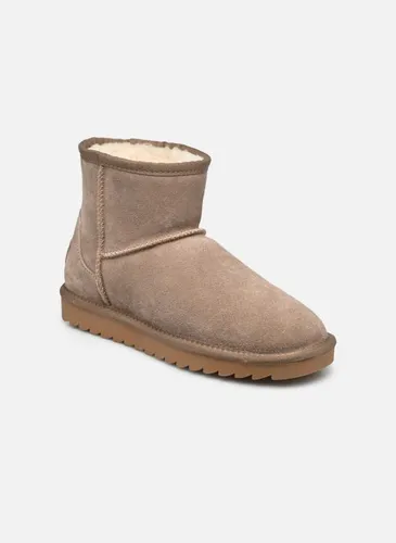 Winter Boot in suede by Colors of California